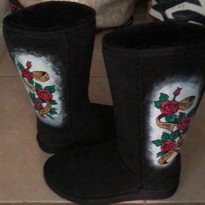 Ugg women boot black